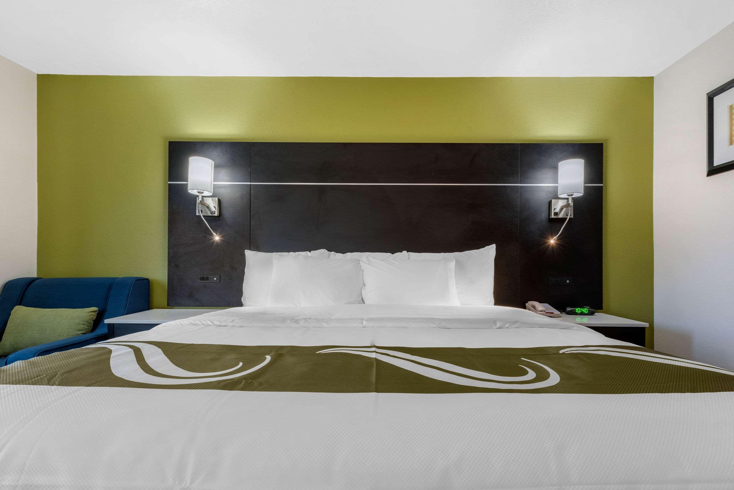 Quality Inn Coraopolis Exterior photo